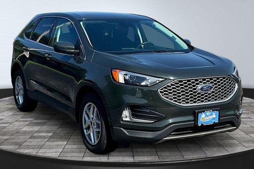 Forged Green Metallic 2023 Ford Edge SEL