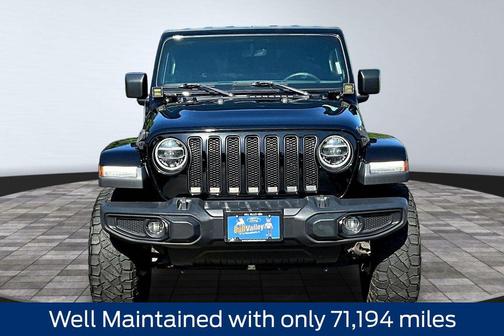 Black Clearcoat 2019 Jeep Wrangler Unlimited Sahara