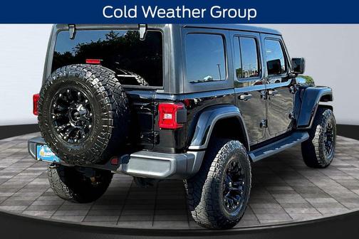 Black Clearcoat 2019 Jeep Wrangler Unlimited Sahara