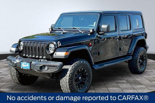 Black Clearcoat 2019 Jeep Wrangler Unlimited Sahara