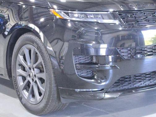2024 Land Rover Range Rover Sport SE