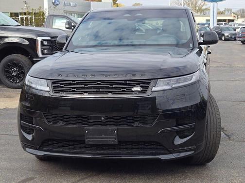 2024 Land Rover Range Rover Sport SE