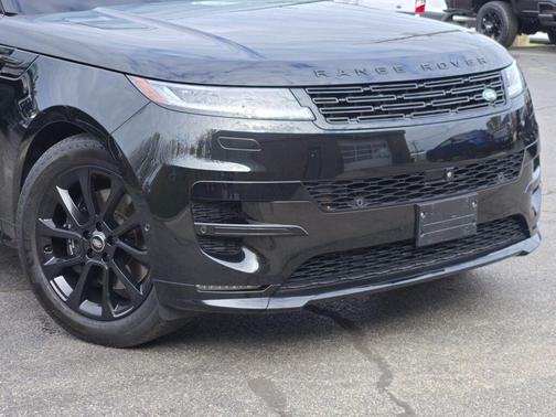 2024 Land Rover Range Rover Sport SE