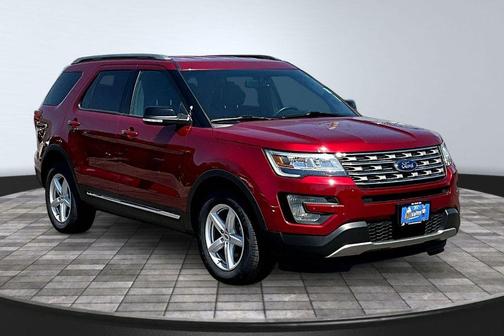 Ruby Red Metallic 2017 Ford Explorer XLT