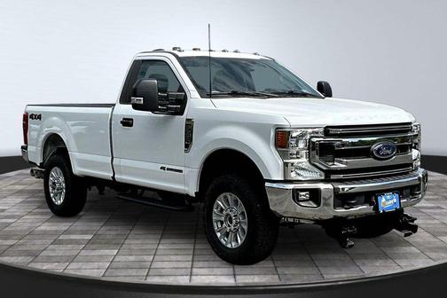 Oxford White 2022 Ford F-350 XLT