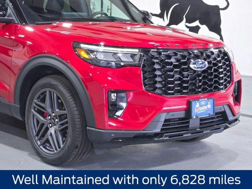 Rapid Red Metallic Tinted Clearcoat 2025 Ford Explorer ST-Line