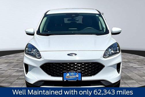Oxford White 2020 Ford Escape SE