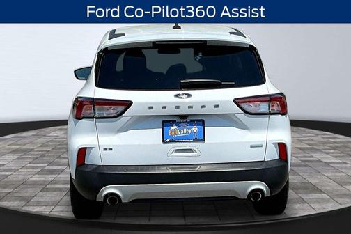 Oxford White 2020 Ford Escape SE