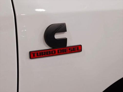2024 RAM 2500 Tradesman Crew Cab 4x4 6'4' Box