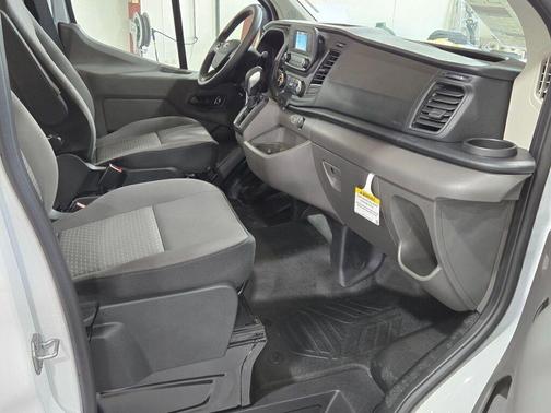 2025 Ford Transit-150 Base