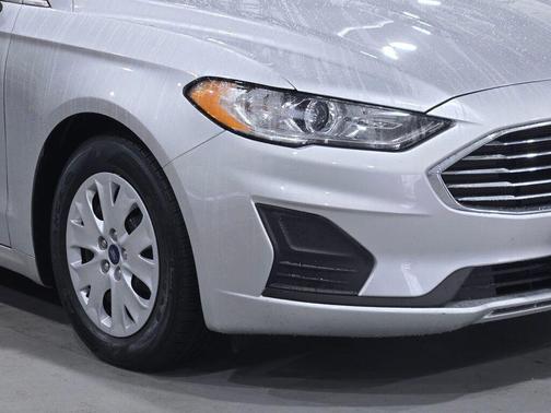 2019 Ford Fusion S