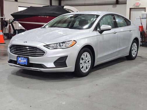 2019 Ford Fusion S