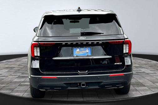 Agate Black Metallic 2026 Ford Explorer Active