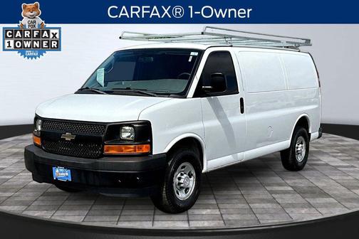 Summit White 2017 Chevrolet Express 2500 Work Van