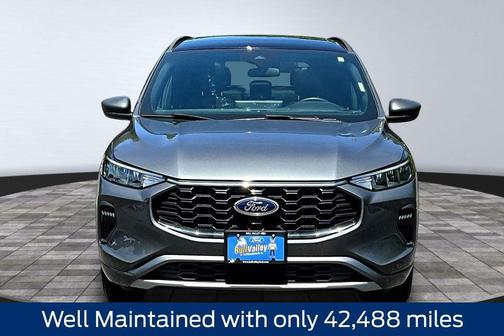 Carbonized Gray Metallic 2023 Ford Escape ST-Line