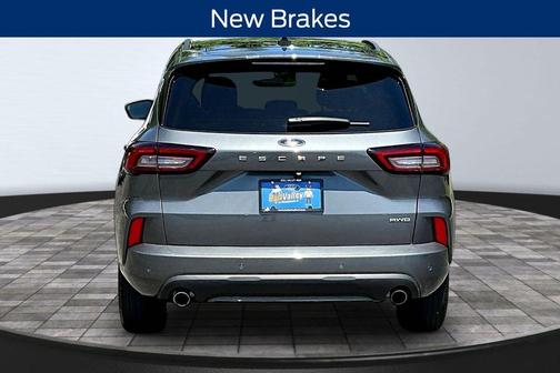 Carbonized Gray Metallic 2023 Ford Escape ST-Line
