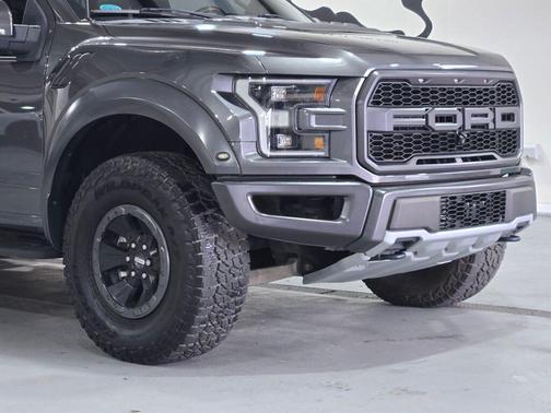 2017 Ford F-150 Raptor