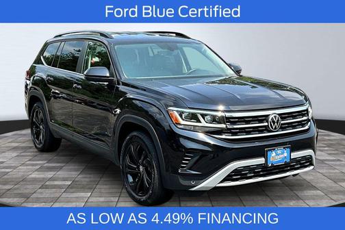 Deep Black Pearl 2022 Volkswagen Atlas 3.6L SE w/Technology