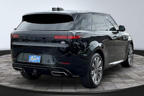Santorini Black Metallic 2023 Land Rover Range Rover Sport SE