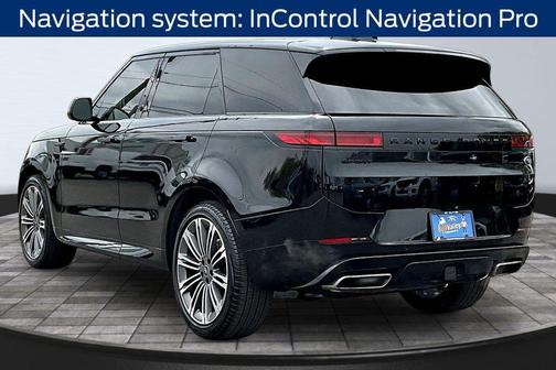 Santorini Black Metallic 2023 Land Rover Range Rover Sport SE