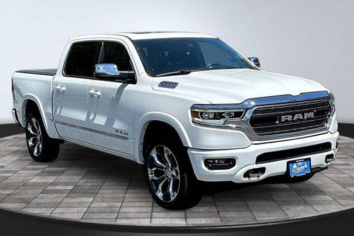 Bright White Clearcoat 2023 RAM 1500 Limited