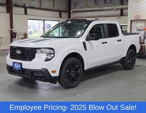 Oxford White 2025 Ford Maverick XLT