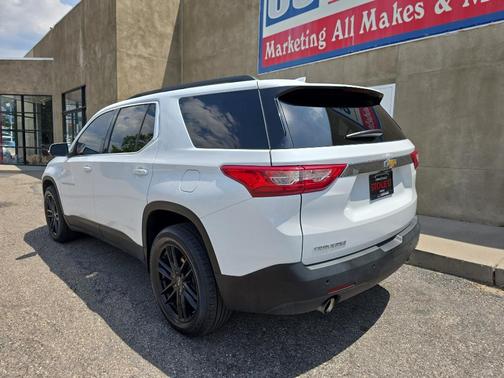 2021 Chevrolet Traverse LT Leather