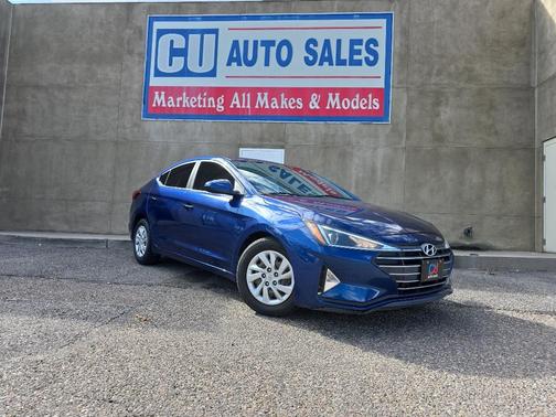 2019 Hyundai ELANTRA SE