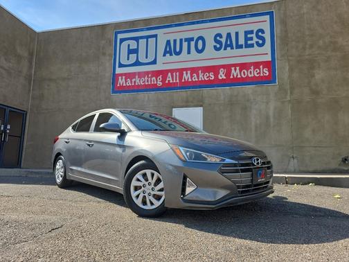 2019 Hyundai ELANTRA SE