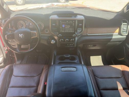 Delmonico Red Pearlcoat 2021 RAM 1500 Longhorn