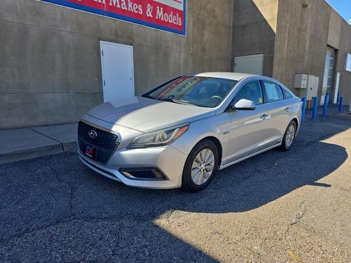 2016 Hyundai SONATA Hybrid SE