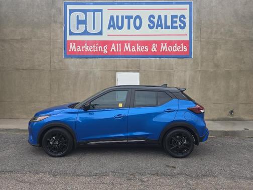 2023 Nissan Kicks SR