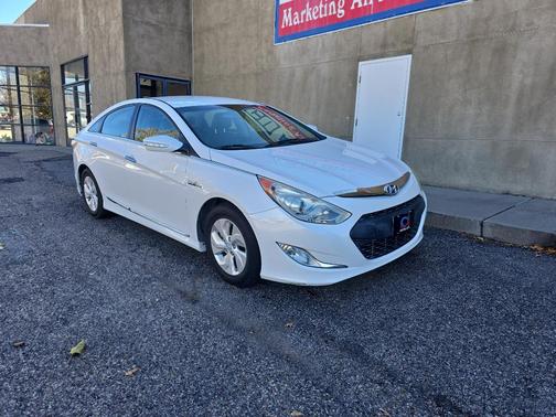 2014 Hyundai SONATA Hybrid Base