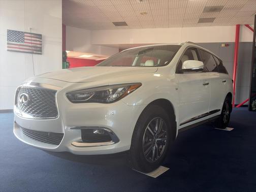 Majestic White 2019 INFINITI QX60 Luxe