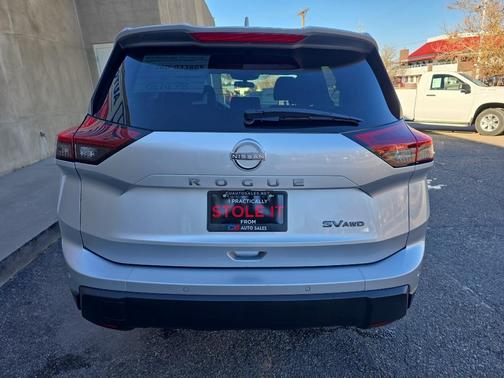 2024 Nissan Rogue SV