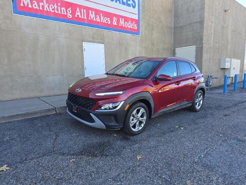 2023 Hyundai KONA SEL