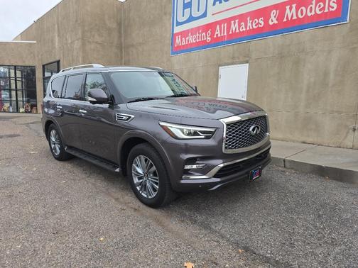 2024 INFINITI QX80 Luxe