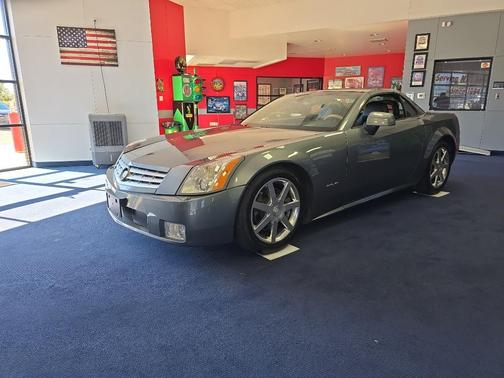 2004 Cadillac XLR Base