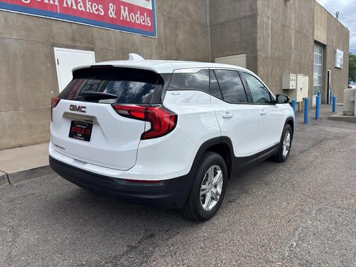 Summit White 2019 GMC Terrain SLE