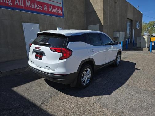 Summit White 2020 GMC Terrain SLE