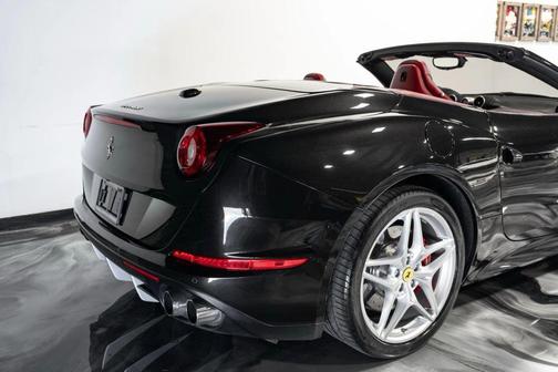 2015 Ferrari California T