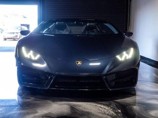 2018 Lamborghini Huracan LP580-2S