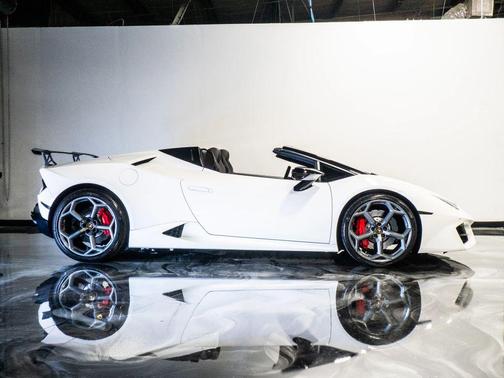 2017 Lamborghini Huracan LP580-2S