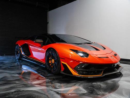 2013 Lamborghini Aventador LP700-4