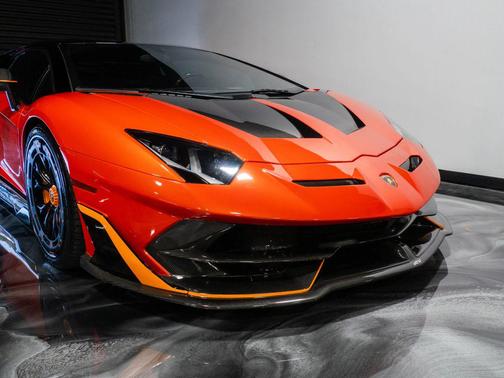 2013 Lamborghini Aventador LP700-4