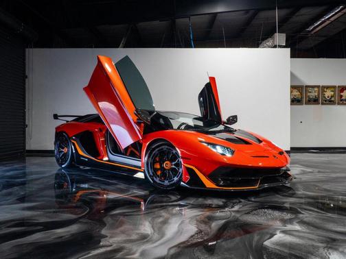 2013 Lamborghini Aventador LP700-4