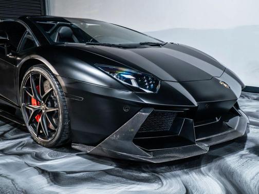 2014 Lamborghini Aventador LP700-4
