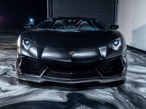 2014 Lamborghini Aventador LP700-4