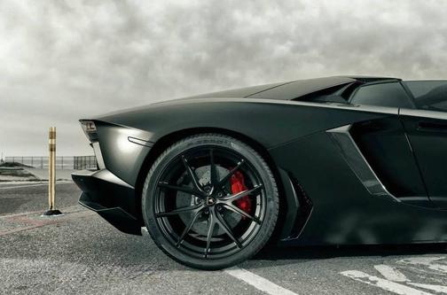 2014 Lamborghini Aventador LP700-4
