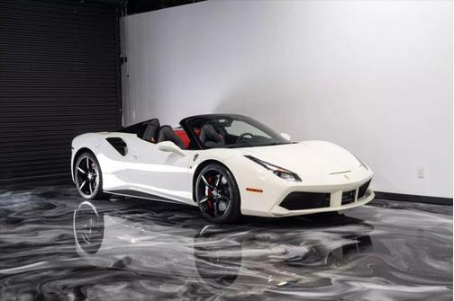 2018 Ferrari 488 Spider Base